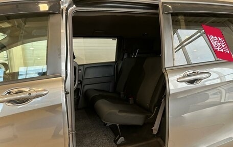 Honda Freed I, 2010 год, 1 149 999 рублей, 18 фотография