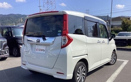 Toyota Roomy I, 2017 год, 800 000 рублей, 4 фотография