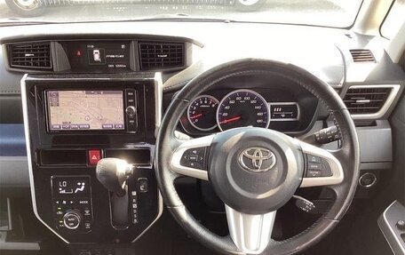 Toyota Roomy I, 2017 год, 800 000 рублей, 18 фотография