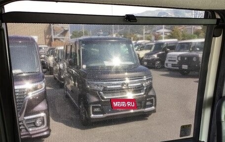 Toyota Roomy I, 2017 год, 800 000 рублей, 16 фотография