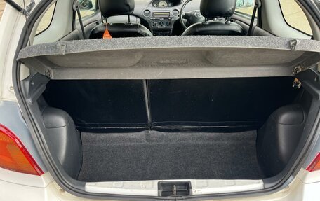 Toyota Vitz, 2003 год, 450 000 рублей, 16 фотография