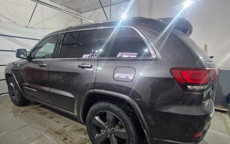 Jeep Grand Cherokee, 2014 год, 2 200 000 рублей, 2 фотография