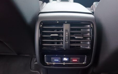 Volkswagen Passat B8 рестайлинг, 2020 год, 2 590 000 рублей, 15 фотография