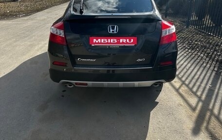 Honda Crosstour I рестайлинг, 2014 год, 1 970 000 рублей, 7 фотография