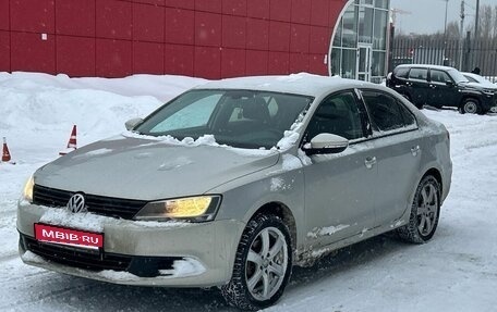 Volkswagen Jetta VI, 2014 год, 965 000 рублей, 1 фотография