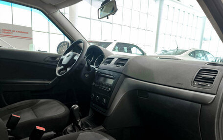 Skoda Yeti I рестайлинг, 2010 год, 699 000 рублей, 15 фотография