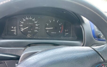 Toyota Corolla, 2000 год, 180 000 рублей, 10 фотография