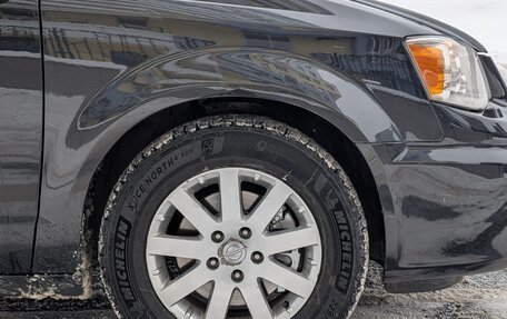 Chrysler Voyager IV, 2013 год, 1 995 000 рублей, 5 фотография