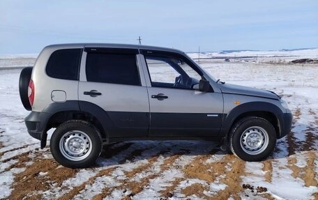 Chevrolet Niva I рестайлинг, 2009 год, 550 000 рублей, 3 фотография