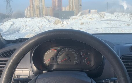 Hyundai Accent II, 2005 год, 200 000 рублей, 6 фотография