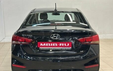 Hyundai Solaris II рестайлинг, 2017 год, 1 250 000 рублей, 3 фотография