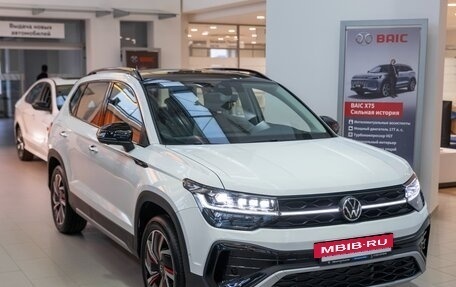 Volkswagen Tharu, 2023 год, 4 690 000 рублей, 3 фотография