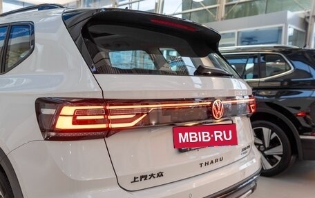 Volkswagen Tharu, 2023 год, 4 690 000 рублей, 4 фотография