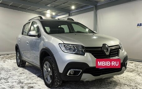 Renault Sandero II рестайлинг, 2019 год, 1 249 000 рублей, 7 фотография
