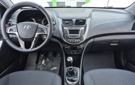 Hyundai Solaris II рестайлинг, 2014 год, 890 000 рублей, 9 фотография