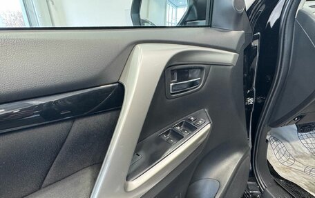 Mitsubishi Pajero Sport III рестайлинг, 2019 год, 3 495 000 рублей, 12 фотография