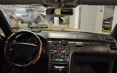 Mercedes-Benz E-Класс, 1996 год, 250 000 рублей, 6 фотография