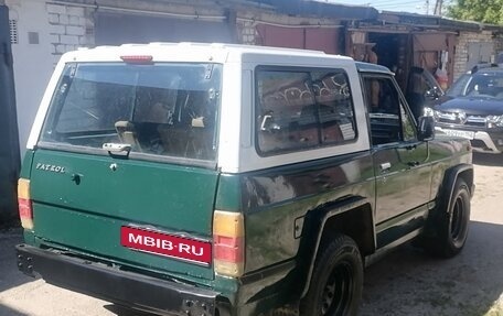 Nissan Patrol, 1985 год, 380 000 рублей, 3 фотография