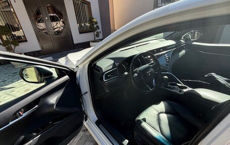 Toyota Camry, 2021 год, 3 500 000 рублей, 7 фотография