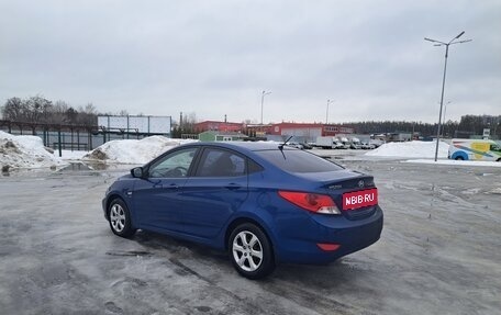 Hyundai Solaris II рестайлинг, 2011 год, 695 000 рублей, 4 фотография