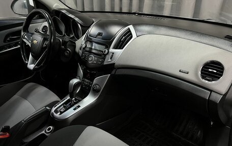 Chevrolet Cruze II, 2013 год, 699 888 рублей, 9 фотография