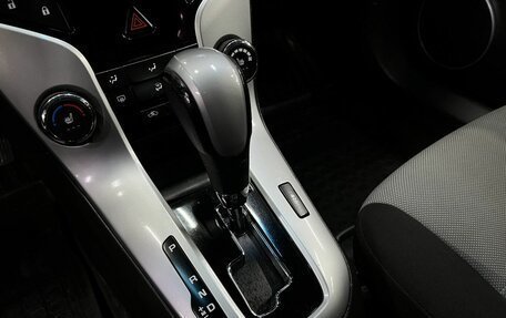 Chevrolet Cruze II, 2013 год, 699 888 рублей, 18 фотография