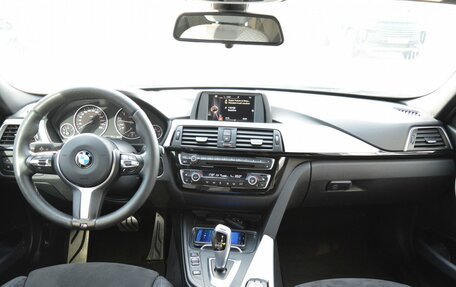 BMW 3 серия, 2017 год, 2 399 000 рублей, 24 фотография