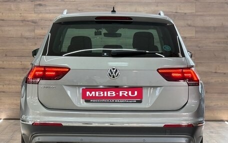 Volkswagen Tiguan II, 2019 год, 2 150 000 рублей, 4 фотография