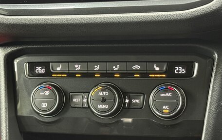 Volkswagen Tiguan II, 2019 год, 2 150 000 рублей, 12 фотография