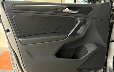 Volkswagen Tiguan II, 2019 год, 2 150 000 рублей, 34 фотография