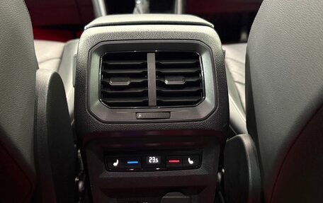 Volkswagen Tiguan II, 2019 год, 2 150 000 рублей, 40 фотография