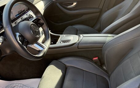 Mercedes-Benz E-Класс, 2021 год, 6 000 000 рублей, 5 фотография