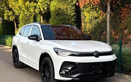 Volkswagen Tiguan, 2025 год, 4 670 000 рублей, 2 фотография