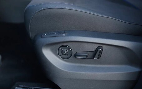 Volkswagen Tiguan, 2025 год, 4 670 000 рублей, 22 фотография