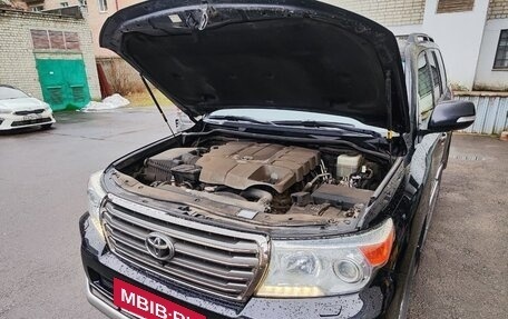 Toyota Land Cruiser 200, 2012 год, 9 фотография