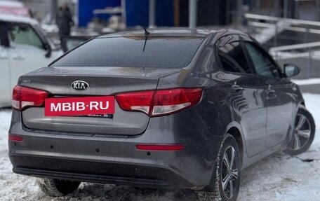 KIA Rio III рестайлинг, 2015 год, 1 100 000 рублей, 2 фотография