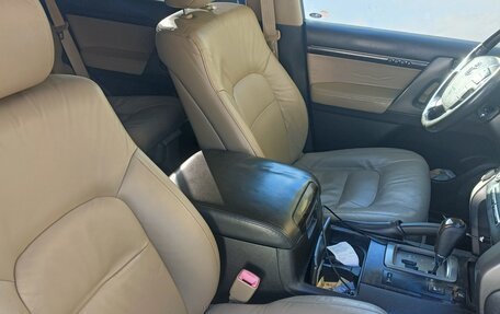 Toyota Land Cruiser 200, 2008 год, 3 100 000 рублей, 3 фотография