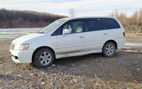 Nissan Bassara, 2002 год, 680 000 рублей, 2 фотография