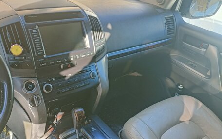 Toyota Land Cruiser 200, 2008 год, 3 100 000 рублей, 13 фотография