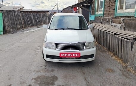 Nissan Bassara, 2002 год, 680 000 рублей, 4 фотография