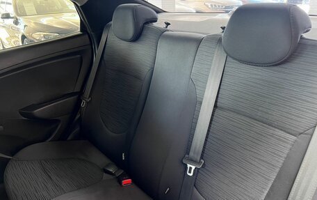 Hyundai Solaris II рестайлинг, 2016 год, 1 100 000 рублей, 10 фотография