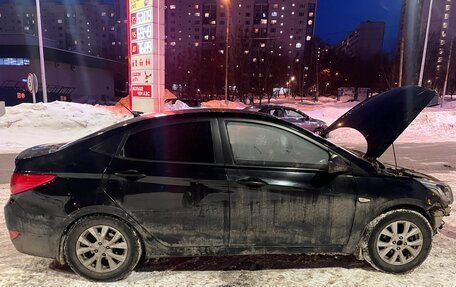 Hyundai Solaris II рестайлинг, 2015 год, 690 000 рублей, 3 фотография