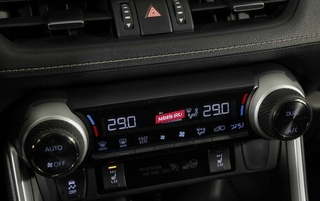 Toyota RAV4, 2020 год, 2 649 000 рублей, 17 фотография