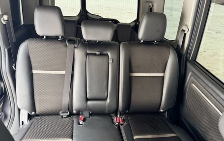 Honda Stepwgn IV, 2018 год, 2 000 000 рублей, 8 фотография