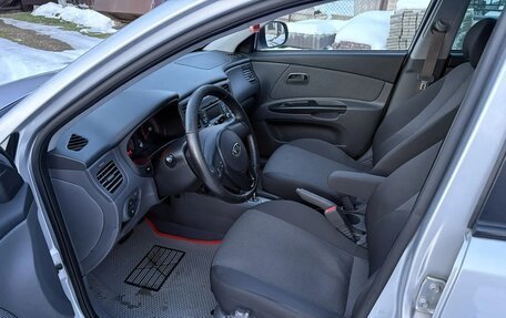 KIA Rio II, 2011 год, 750 000 рублей, 8 фотография