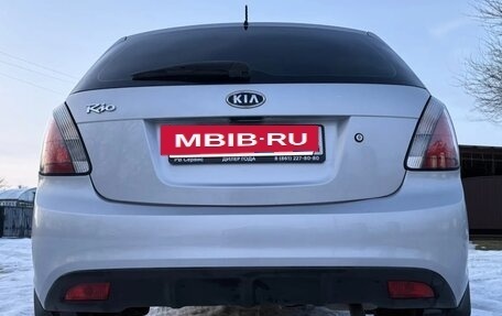 KIA Rio II, 2011 год, 750 000 рублей, 2 фотография
