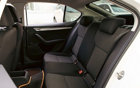 Skoda Octavia, 2015 год, 995 000 рублей, 15 фотография