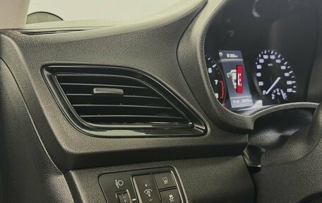 Hyundai Solaris II рестайлинг, 2020 год, 1 810 000 рублей, 9 фотография