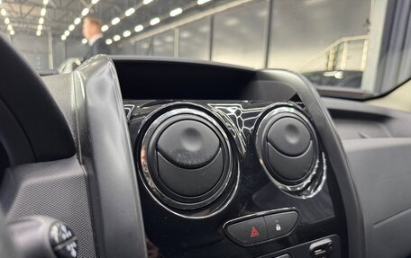 Renault Duster I рестайлинг, 2017 год, 1 550 000 рублей, 27 фотография