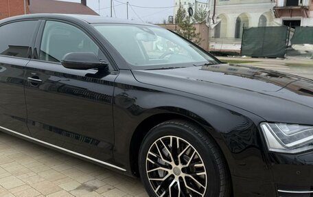 Audi A8, 2011 год, 1 780 000 рублей, 2 фотография